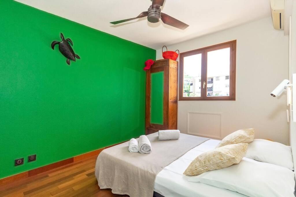 Exotica - En Plein Coeur De St Gilles Les Bains Apartment Saint-Gilles-les Bains Bagian luar foto